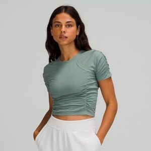 Lululemon LA Tight To Body Ruched Crop Tee